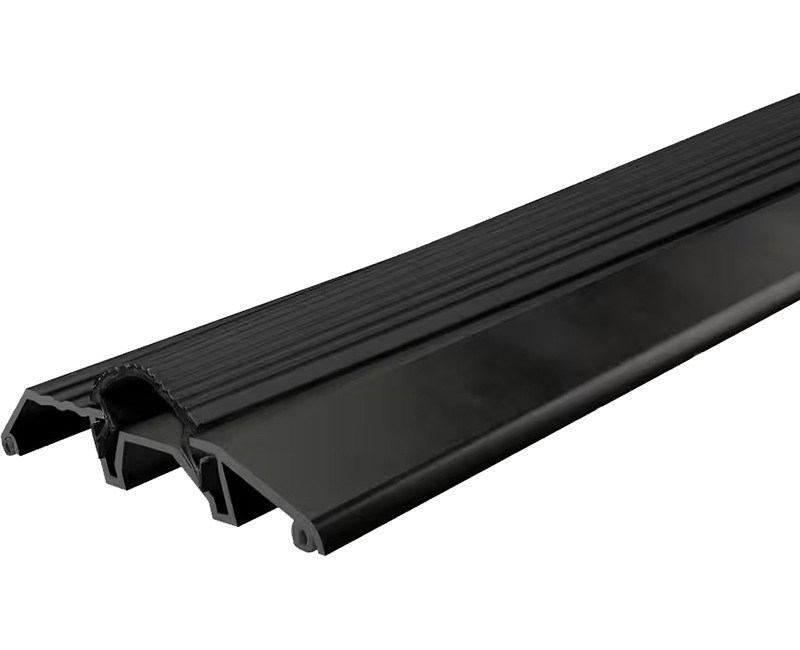 3-3/4" X 3/4" X 36" MATTE BLACK ANOZIED ALUM/VINYL LOW PROFILE THRESHOLD